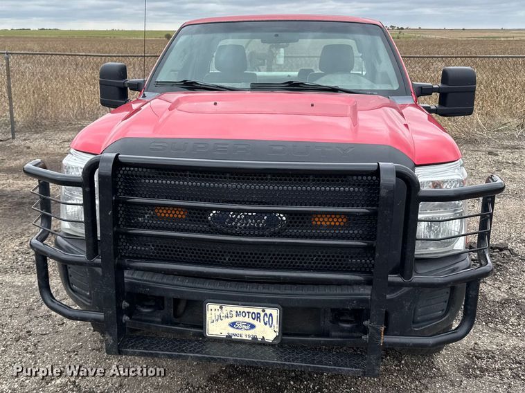 image for item FB7280 2011 Ford F250 Super Duty Ext. Cab pickup truck