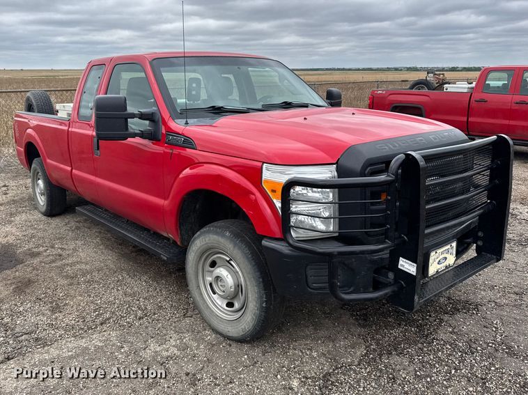 image for item FB7280 2011 Ford F250 Super Duty Ext. Cab pickup truck