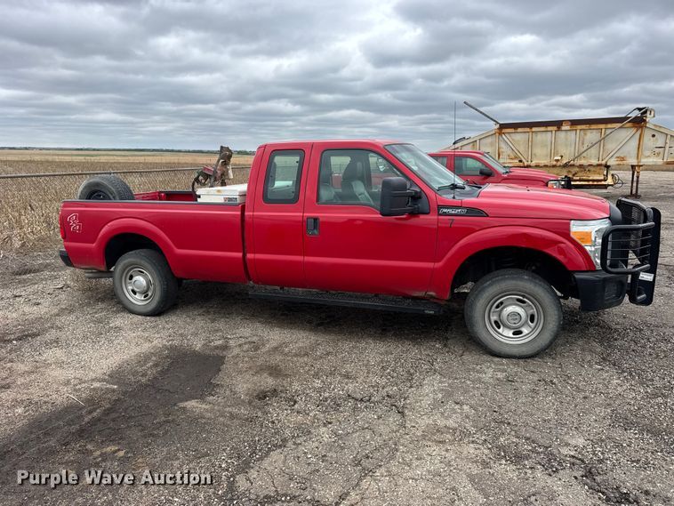 image for item FB7280 2011 Ford F250 Super Duty Ext. Cab pickup truck
