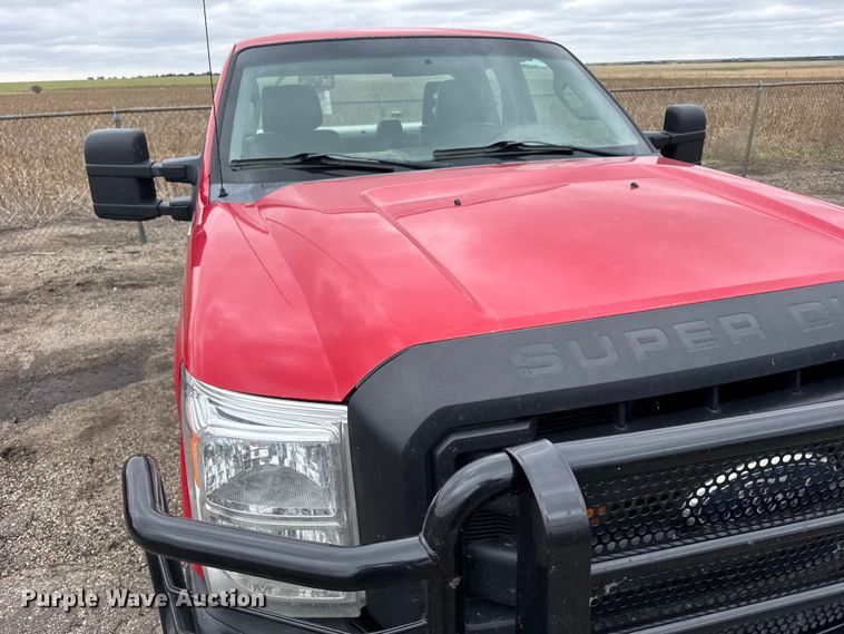 image for item FB7280 2011 Ford F250 Super Duty Ext. Cab pickup truck