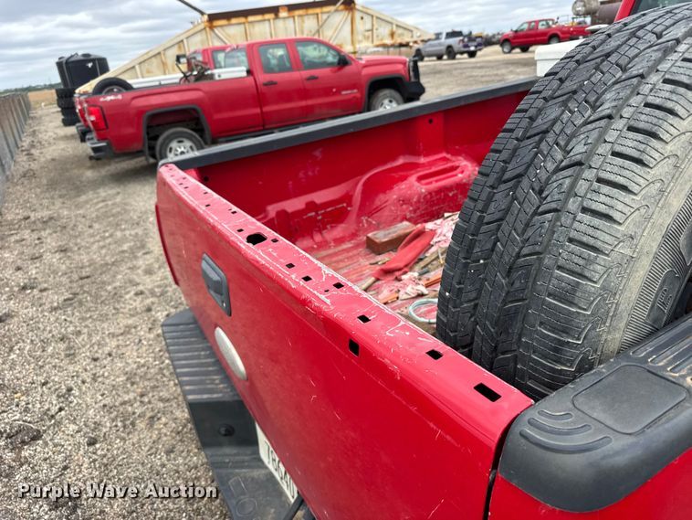 image for item FB7280 2011 Ford F250 Super Duty Ext. Cab pickup truck