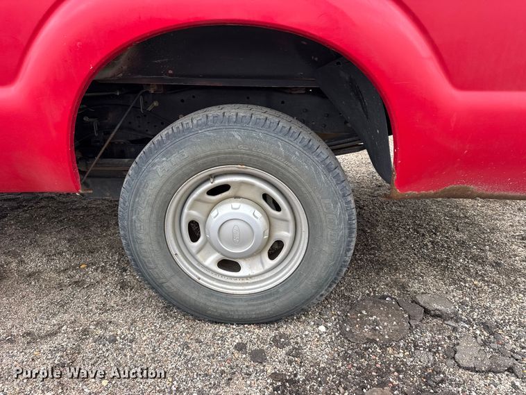 image for item FB7280 2011 Ford F250 Super Duty Ext. Cab pickup truck