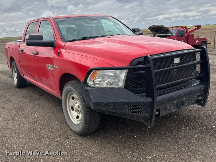 image for item FB7281 2018 RAM 1500 Crew Cab pickup truck