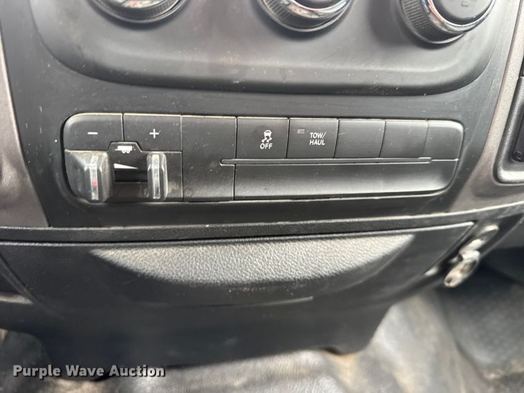 image for item FB7281 2018 RAM 1500 Crew Cab pickup truck