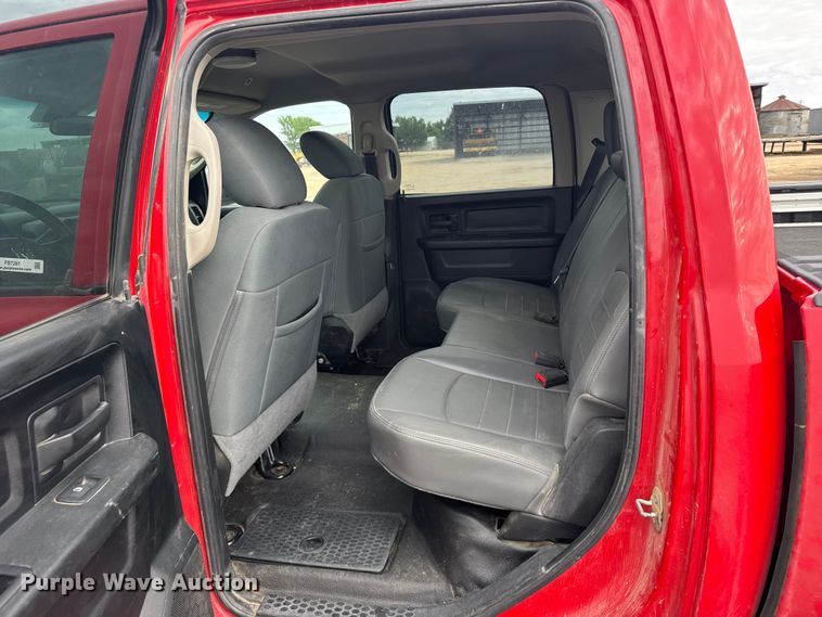 image for item FB7281 2018 RAM 1500 Crew Cab pickup truck