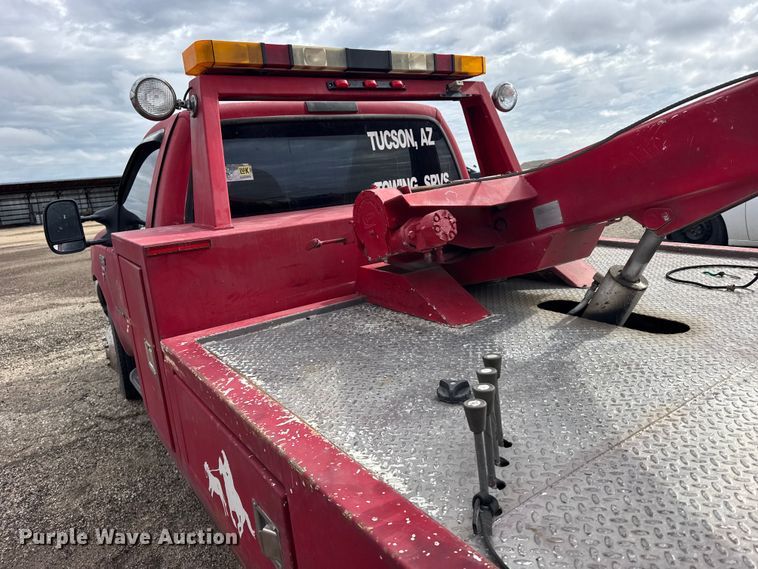 image for item FB7282 2000 Ford F450 Super Duty XL tow truck