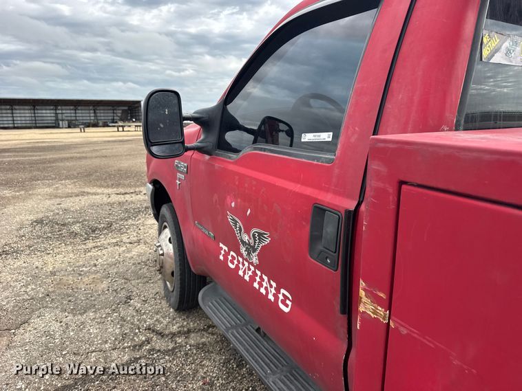 image for item FB7282 2000 Ford F450 Super Duty XL tow truck