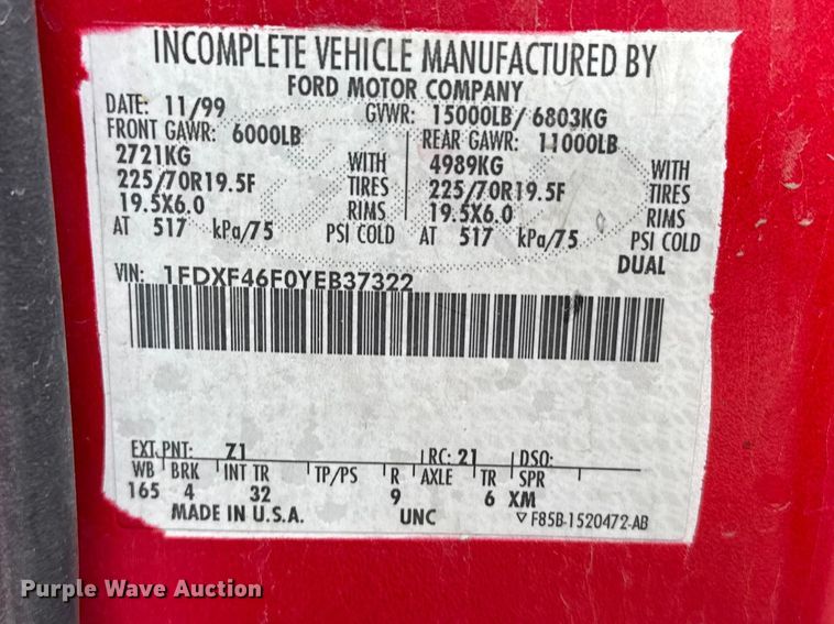 image for item FB7282 2000 Ford F450 Super Duty XL tow truck