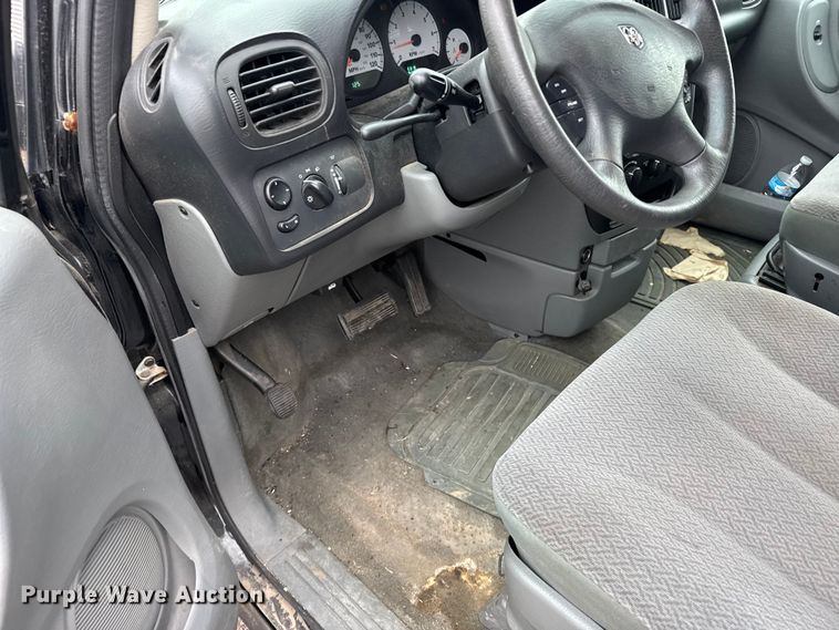 image for item FB7285 2007 Dodge Grand Caravan van