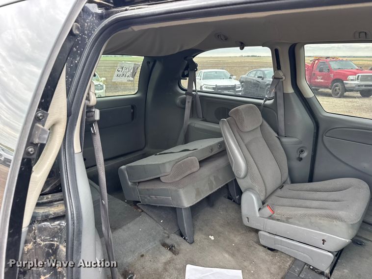 image for item FB7285 2007 Dodge Grand Caravan van