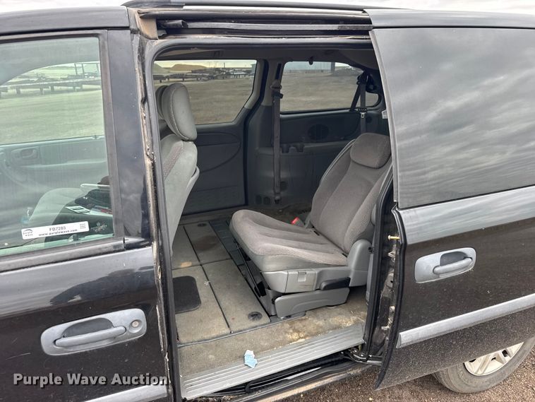 image for item FB7285 2007 Dodge Grand Caravan van