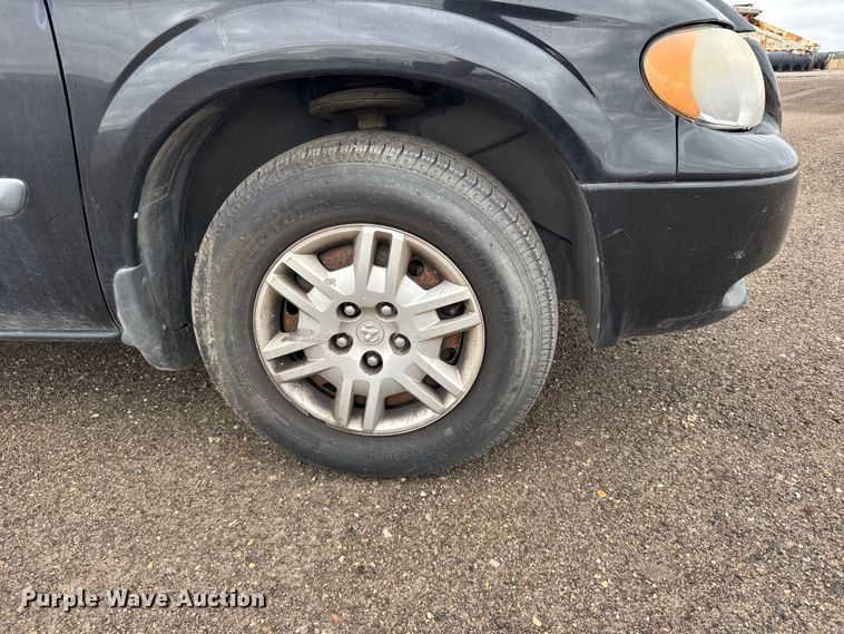 image for item FB7285 2007 Dodge Grand Caravan van