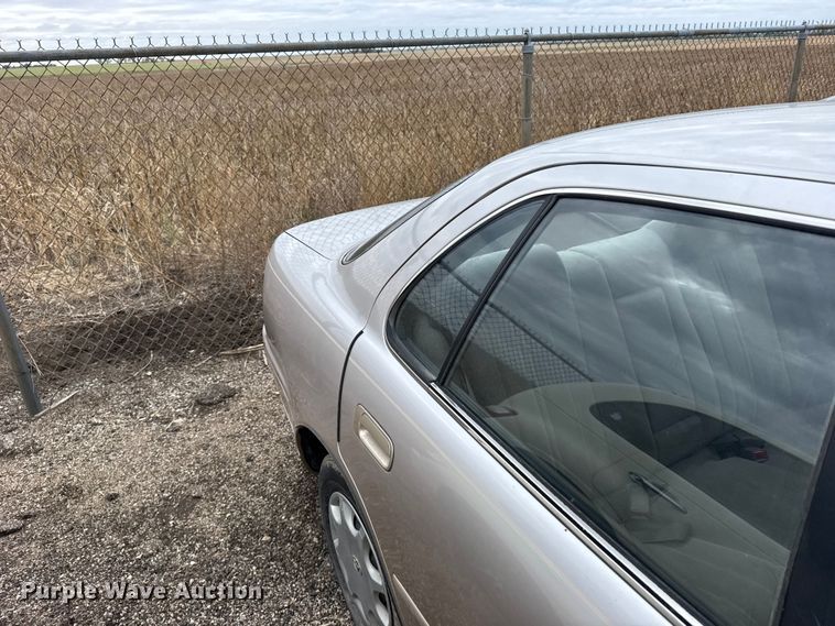 image for item FB7288 1996 Toyota Camry 