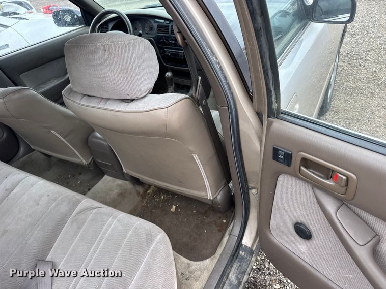 image for item FB7288 1996 Toyota Camry 