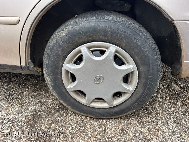 image for item FB7288 1996 Toyota Camry 