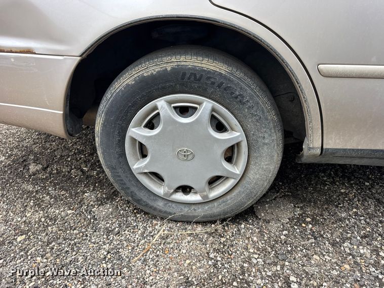 image for item FB7288 1996 Toyota Camry 