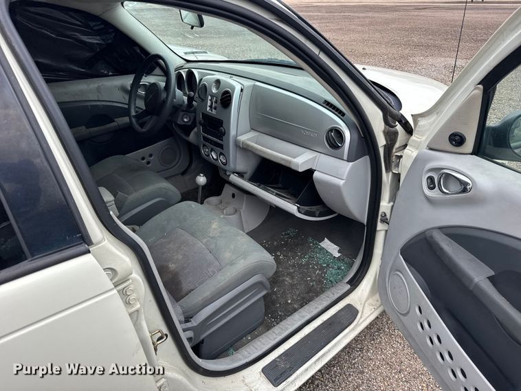image for item FB7289 2006 Chrysler Pt Cruiser 