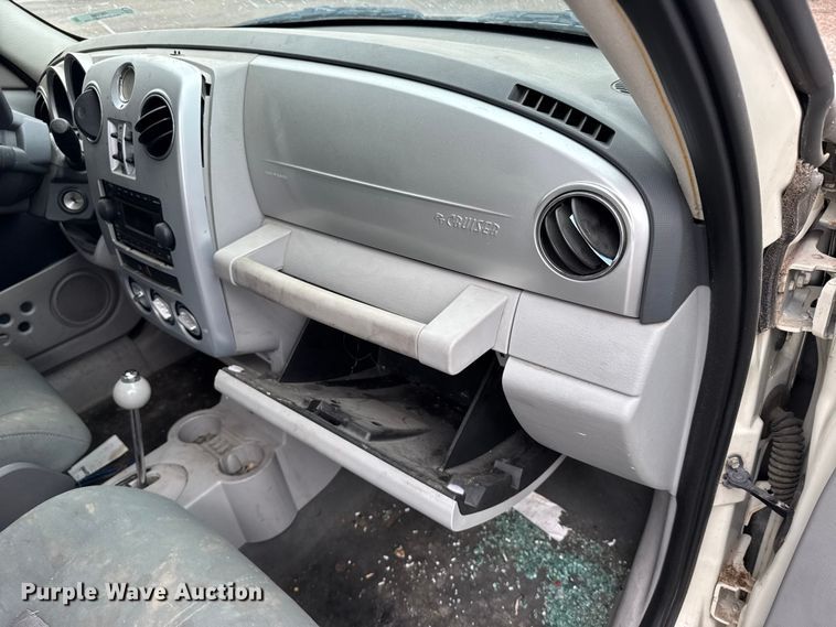 image for item FB7289 2006 Chrysler Pt Cruiser 