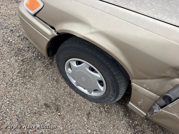 image for item FB7290 2000 Toyota Camry 