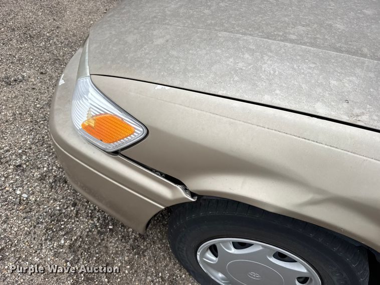 image for item FB7290 2000 Toyota Camry 