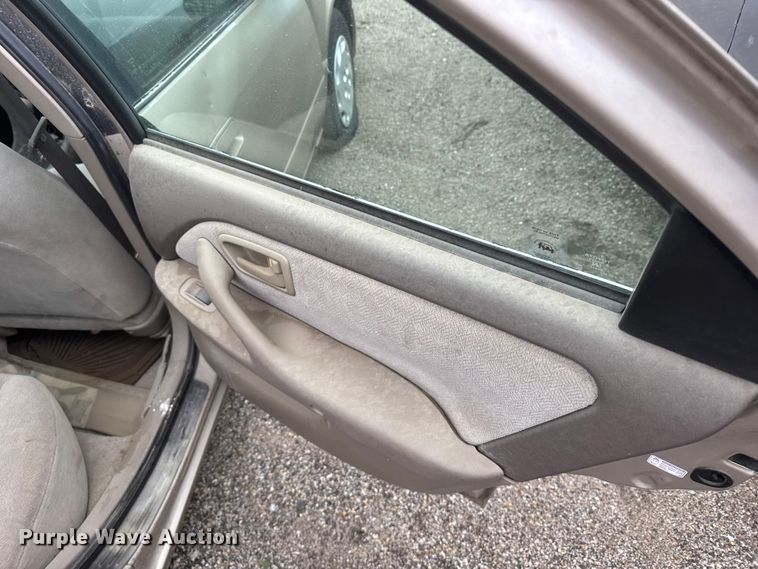 image for item FB7290 2000 Toyota Camry 