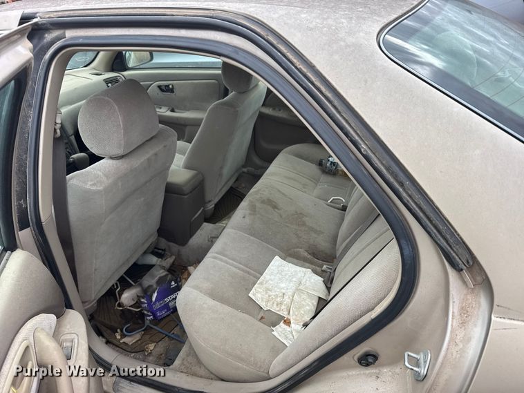 image for item FB7290 2000 Toyota Camry 