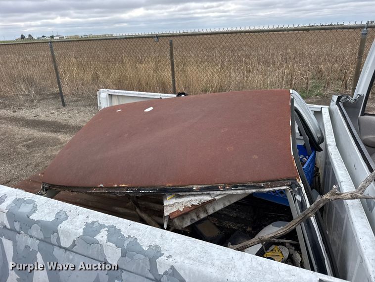 image for item FB7294 1995 GMC Sierra 1500 pickup truck