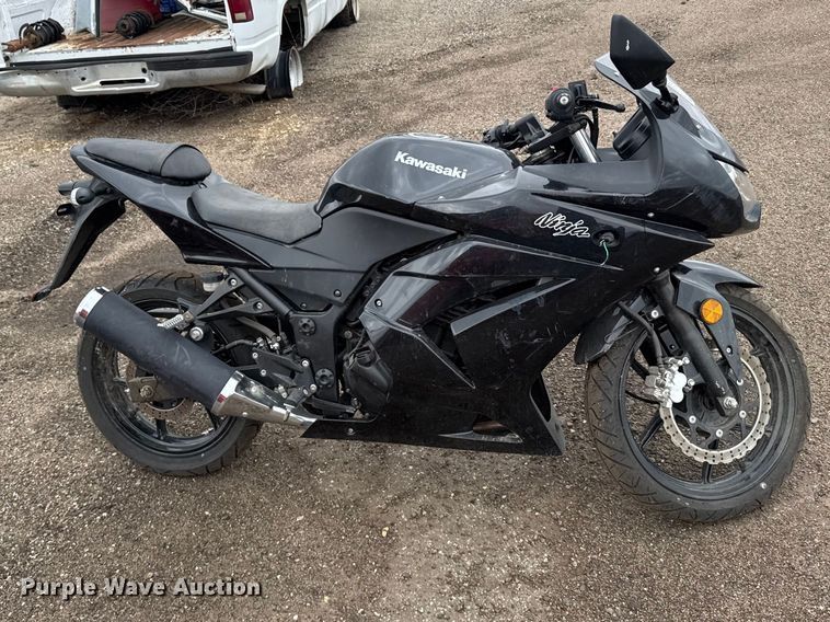 image for item FB7295 2012 Kawasaki Ninja 250R 