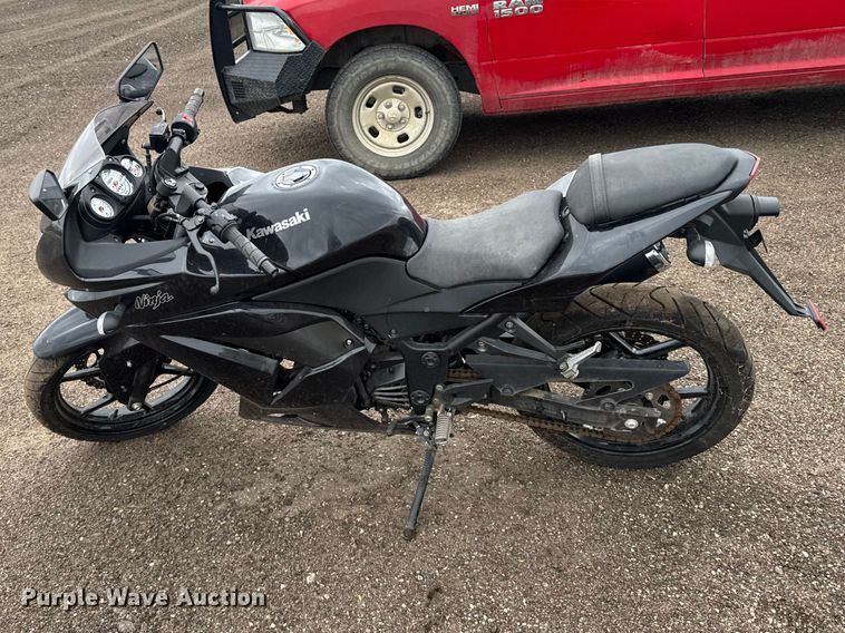 image for item FB7295 2012 Kawasaki Ninja 250R 