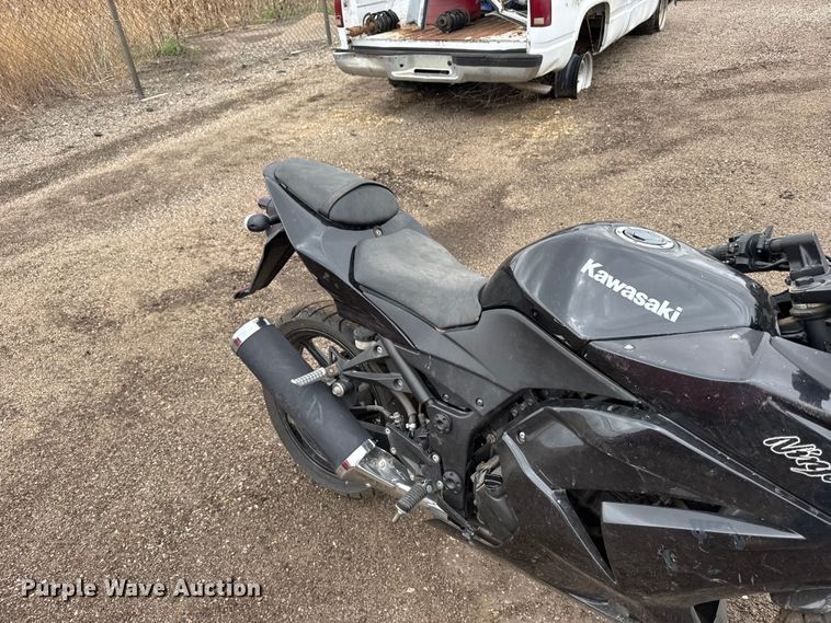 image for item FB7295 2012 Kawasaki Ninja 250R 