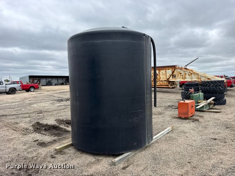 image for item FB7298 Salt brine tank
