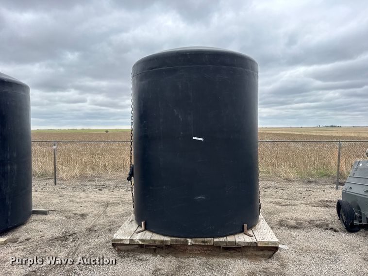 image for item FB7299 Salt brine tank