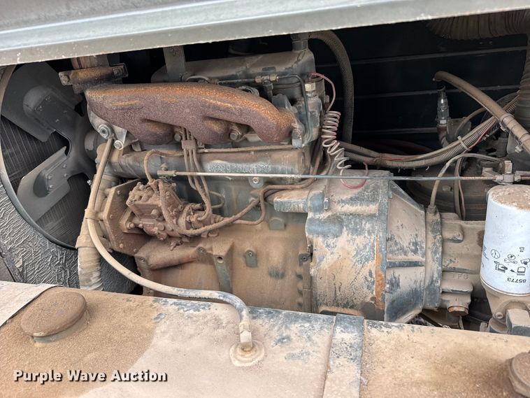 image for item FB7300 1988 11M125RPDQ air compressor