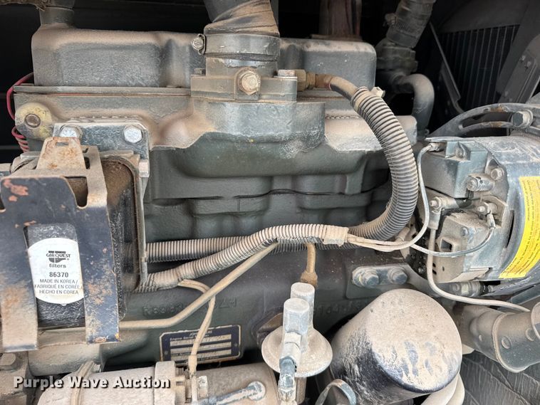 image for item FB7300 1988 11M125RPDQ air compressor