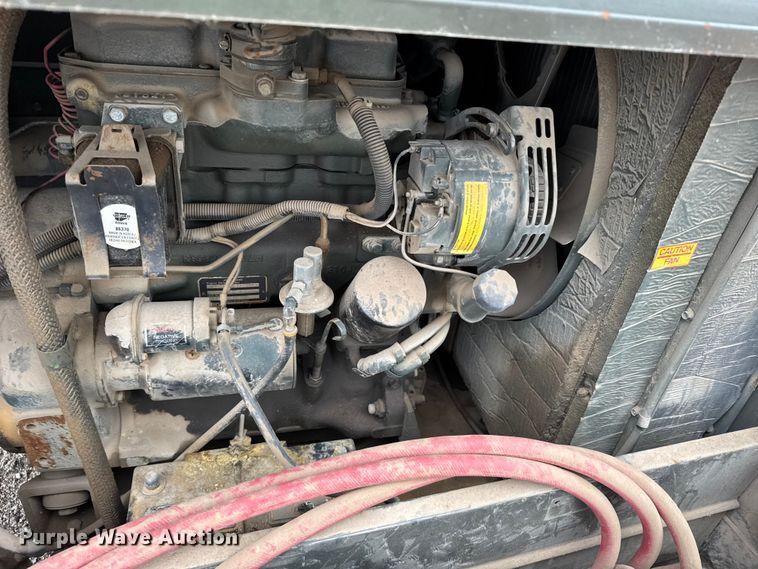 image for item FB7300 1988 11M125RPDQ air compressor