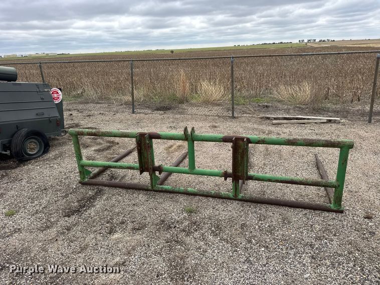 image for item FB7301 Bale fork