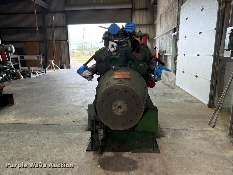 image for item FB8121 Detroit Diesel 16V71 engine