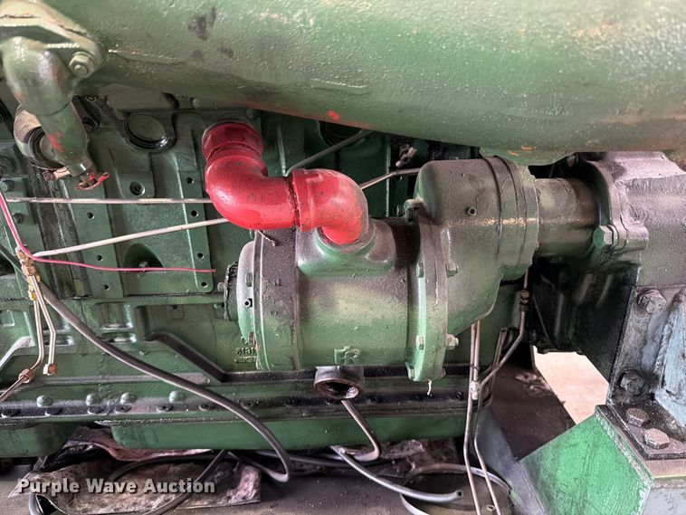 image for item FB8121 Detroit Diesel 16V71 engine
