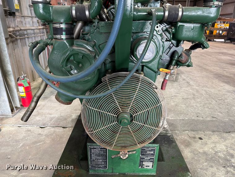 image for item FB8121 Detroit Diesel 16V71 engine