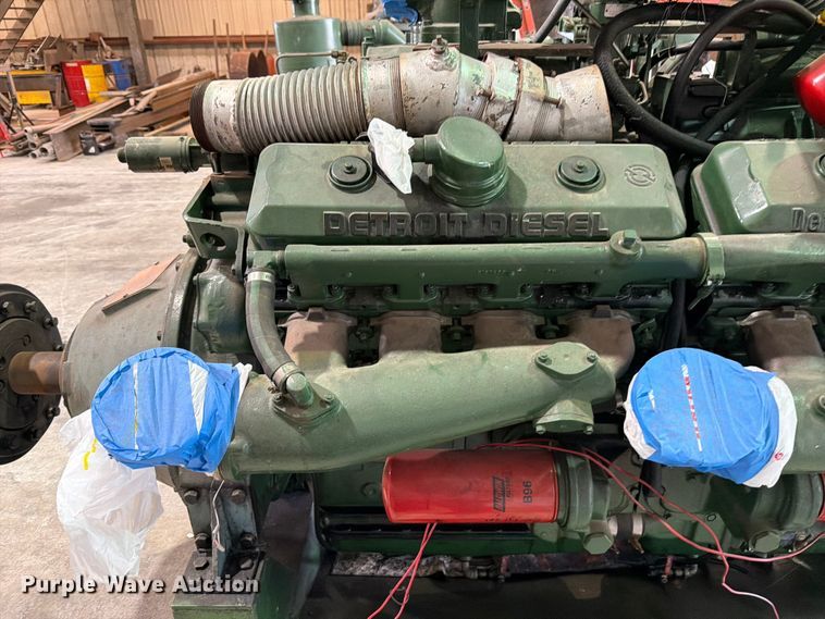 image for item FB8121 Detroit Diesel 16V71 engine