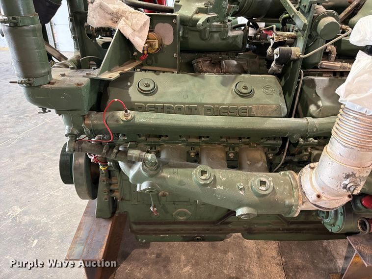image for item FB8122 Detroit Diesel 16V71 engine
