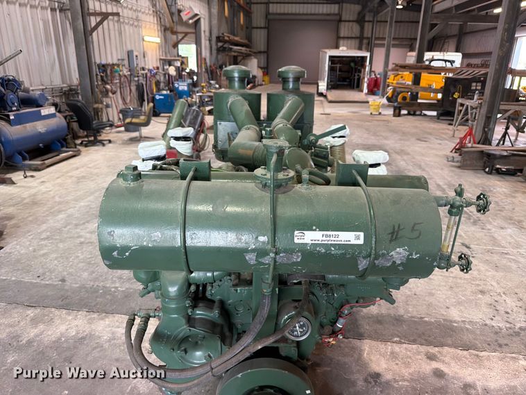 image for item FB8122 Detroit Diesel 16V71 engine