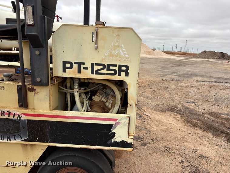 image for item FC2226 1996 Ingersoll Rand PT125R pneumatic roller