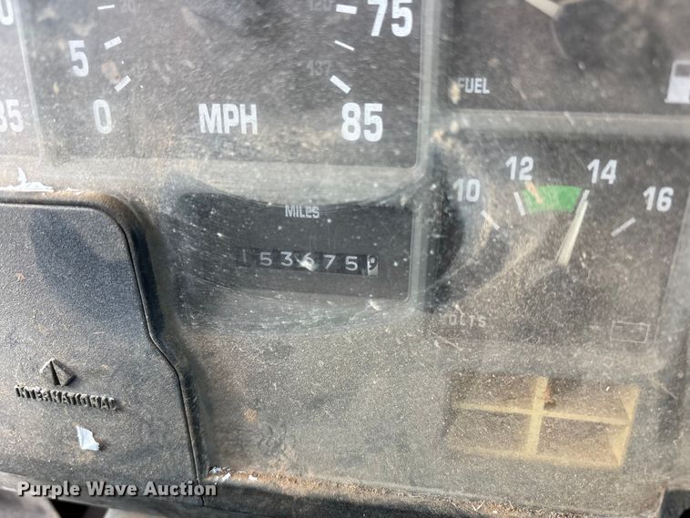 image for item FC2234 1998 International 2654 refuse truck