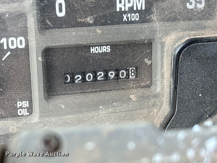 image for item FC2234 1998 International 2654 refuse truck