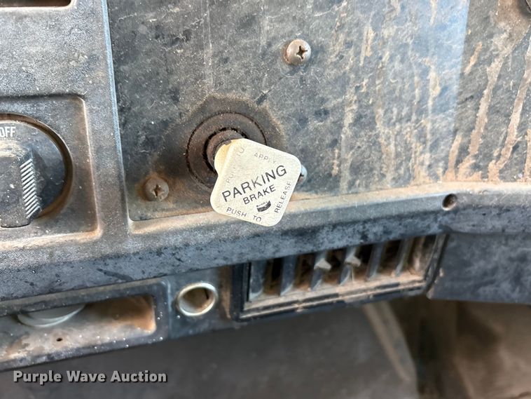 image for item FC2234 1998 International 2654 refuse truck