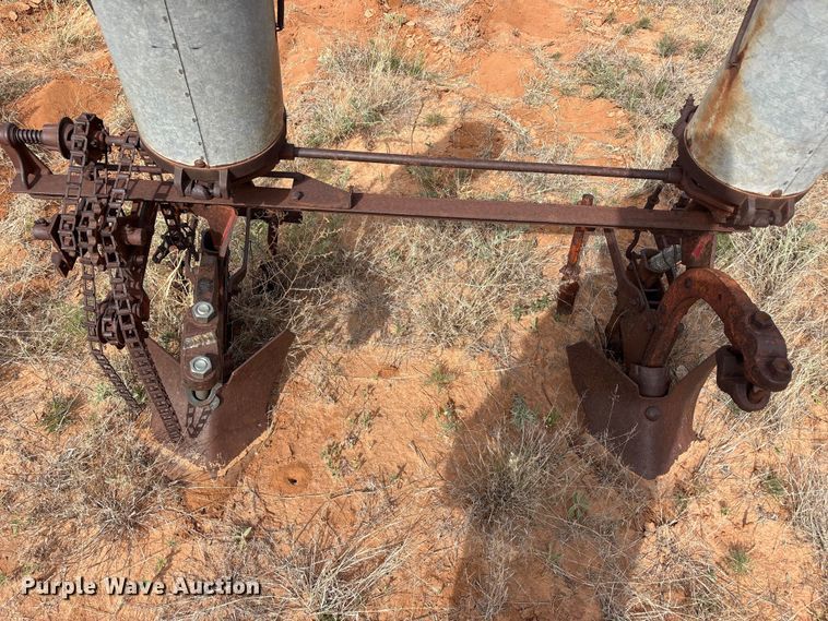 image for item FC2258 seeder