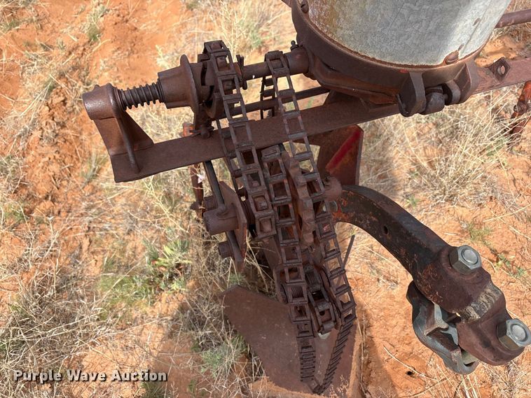 image for item FC2258 seeder