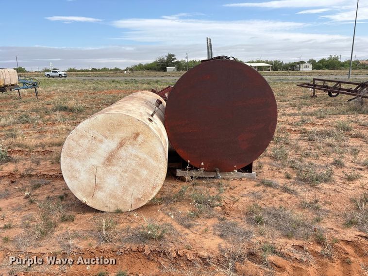 image for item FC2259 (2) fuel tanks
