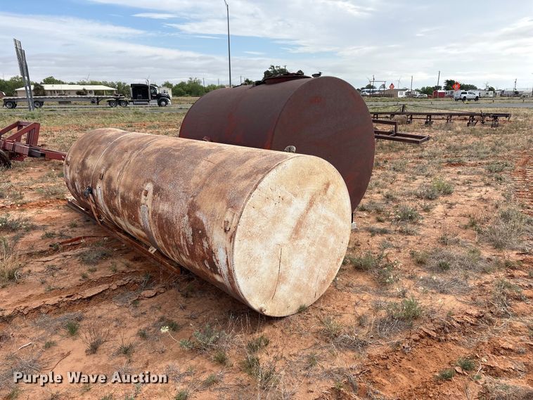 image for item FC2259 (2) fuel tanks